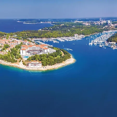 Nyaraló 1 Bedroom Lovely In Póla