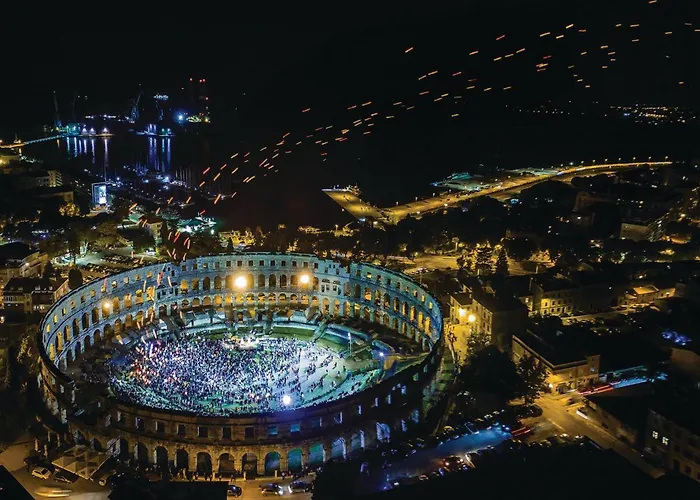 1 Bedroom Lovely In *